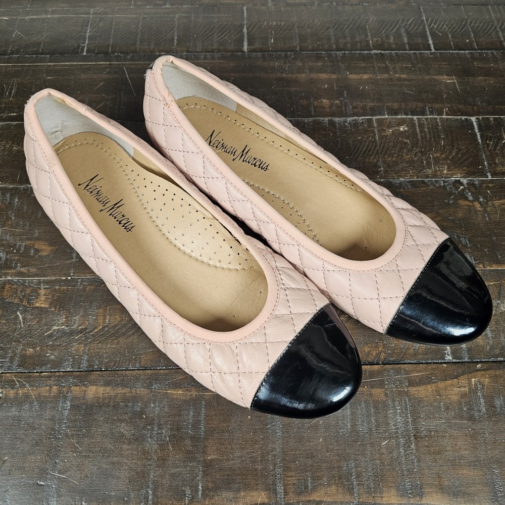 Neiman Marcus 6.5M Quilted Ballet Flats Preppy Blush Nappa Leather‎ Black Toe